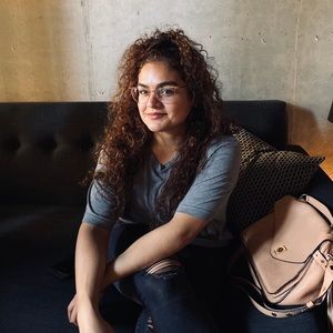 Meet your Posher, Melodie